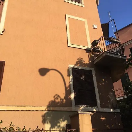 G&g House